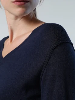 Outlet^North Sails 'Aloe V-neck Top NAVY BLUE